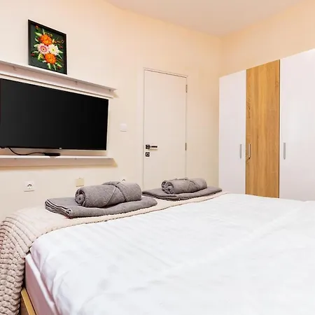 Park Flat Near To Medical Appartement