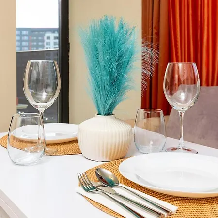 Park Flat Near To Medical Apartment