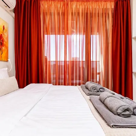 Apartment Park Flat Near To Medical
